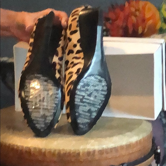 Calvin Klein NWT, pony hair animal print wedges. - Picture 2 of 3